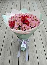 Букет цветов из:  Альстромерии #REPLACE_PRED# Белое