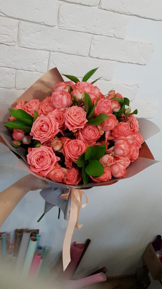 Букет цветов из: Розы в Белое