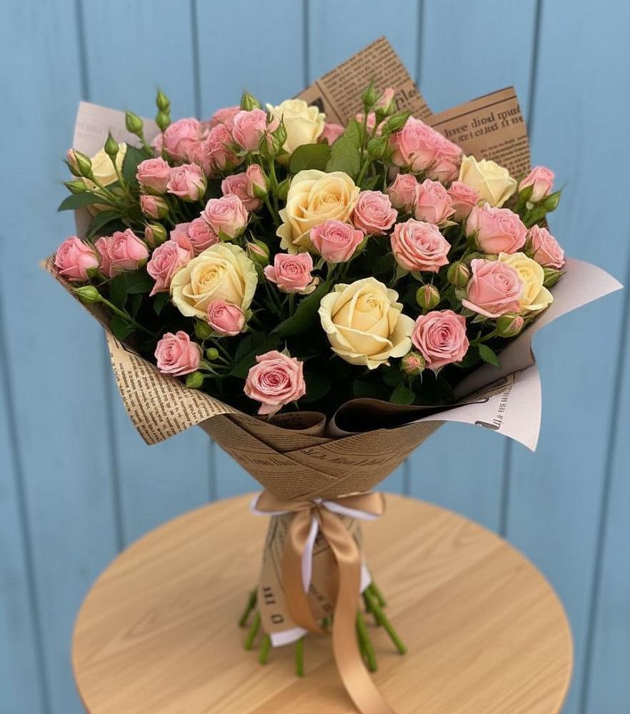 Букет цветов из: Розы в Белое