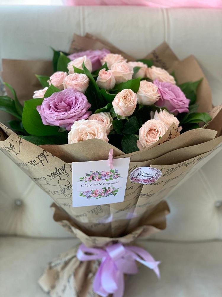 Букет цветов из: Розы в Белое