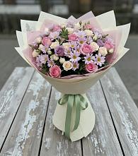 Букет цветов из:  Розы и Хризантемы в Белое