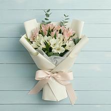 Букет цветов из:  Альстромерии #REPLACE_PRED# Белое