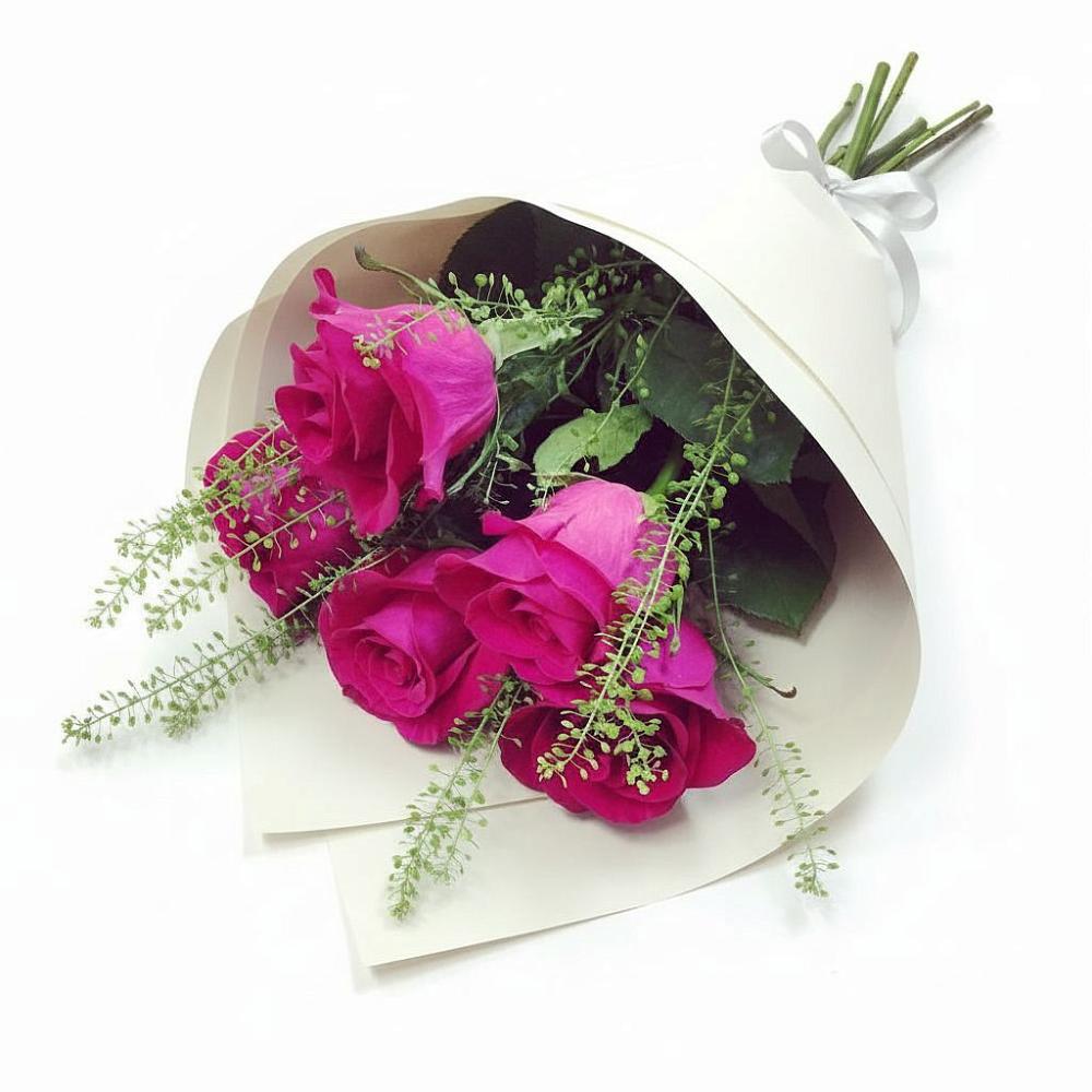 Букет цветов из: Розы в Белое