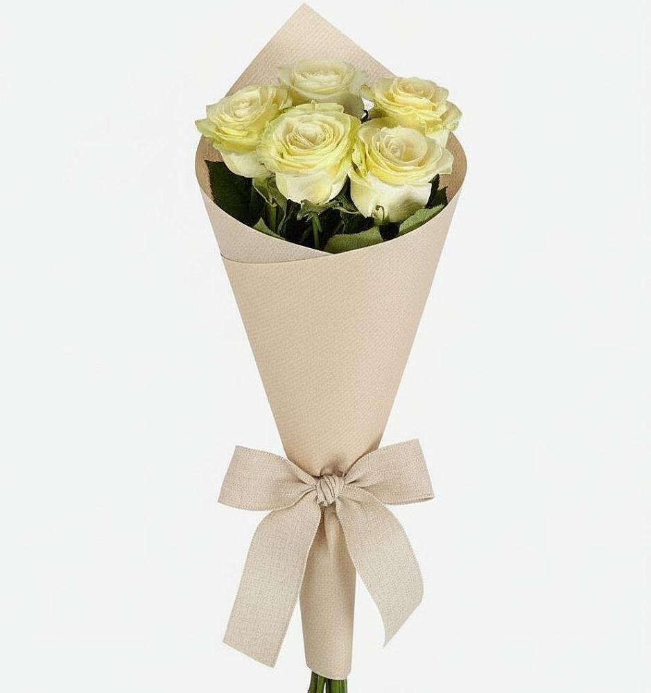 Букет цветов из: Розы в Белое