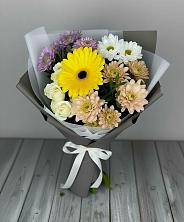 Букет цветов из:  Розы, Герберы и Хризантемы в Белое