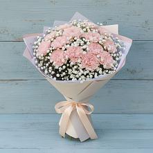 Букет цветов из:  Гвоздики в Белое