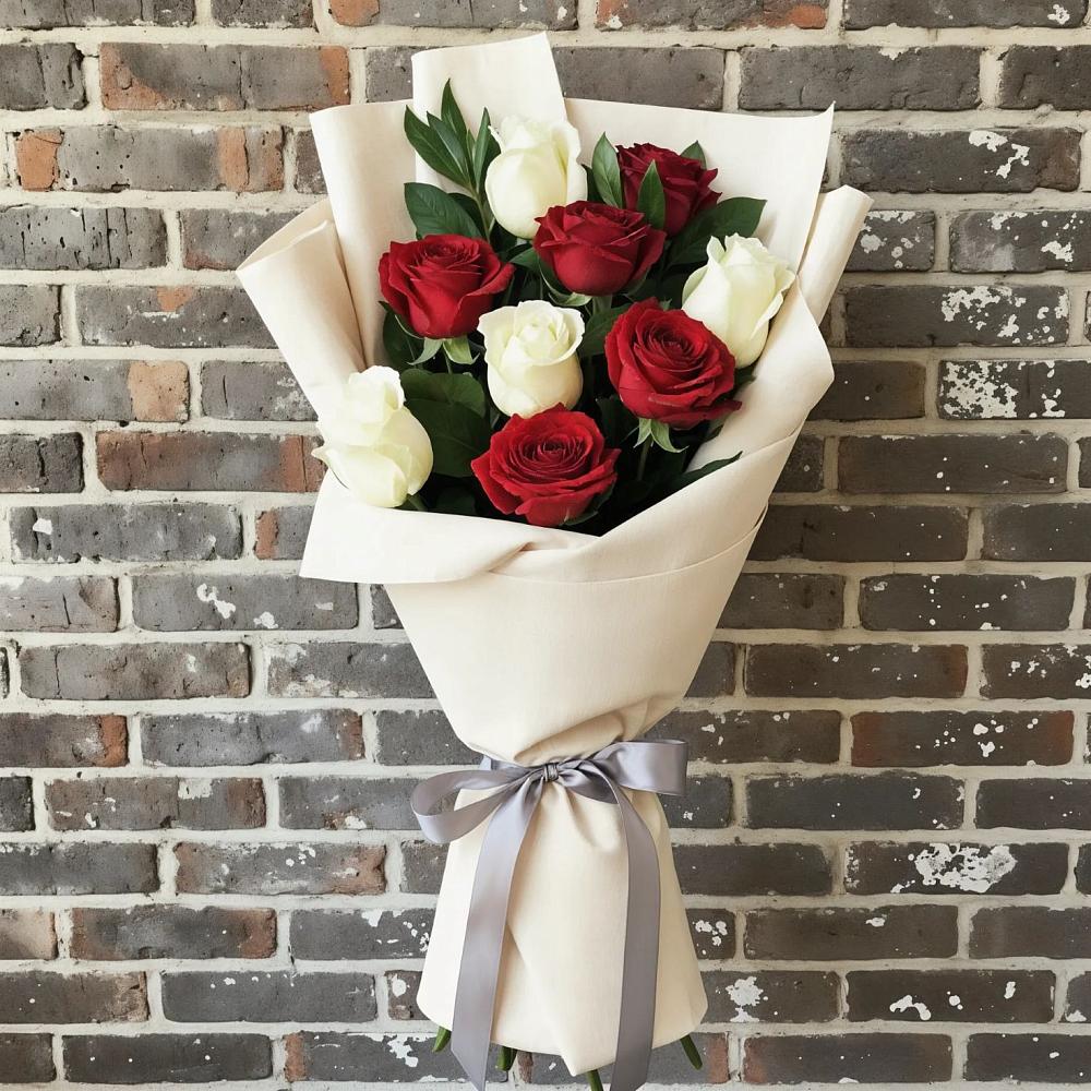 Букет цветов из: Розы в Белое