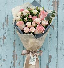 Букет цветов из:  Розы #REPLACE_PRED# Белое