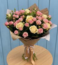 Букет цветов из:  Розы в Белое