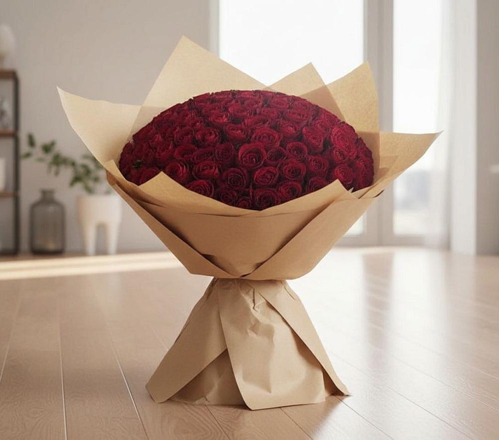 Букет 101 Красная роза в Белое