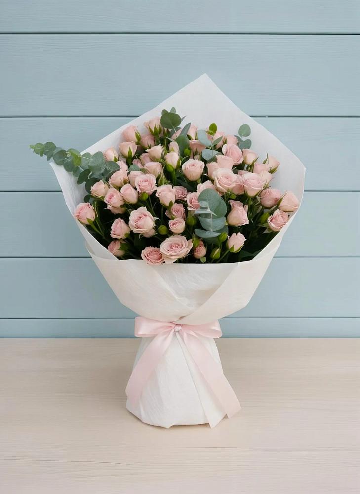 Букет цветов из: Розы в Белое