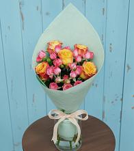 Букет цветов из:  Розы в Белое